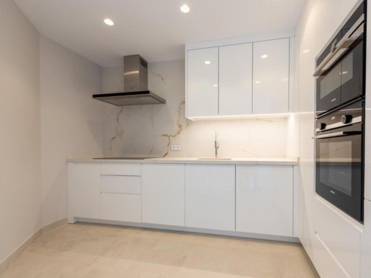 Apartment 3 Bedrooms for sale in Benidorm Poniente Beach