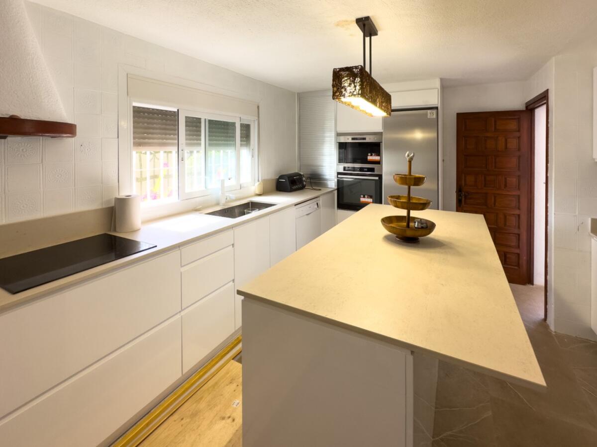 Villa 6 Bedrooms for sale in Javea Cap Marti