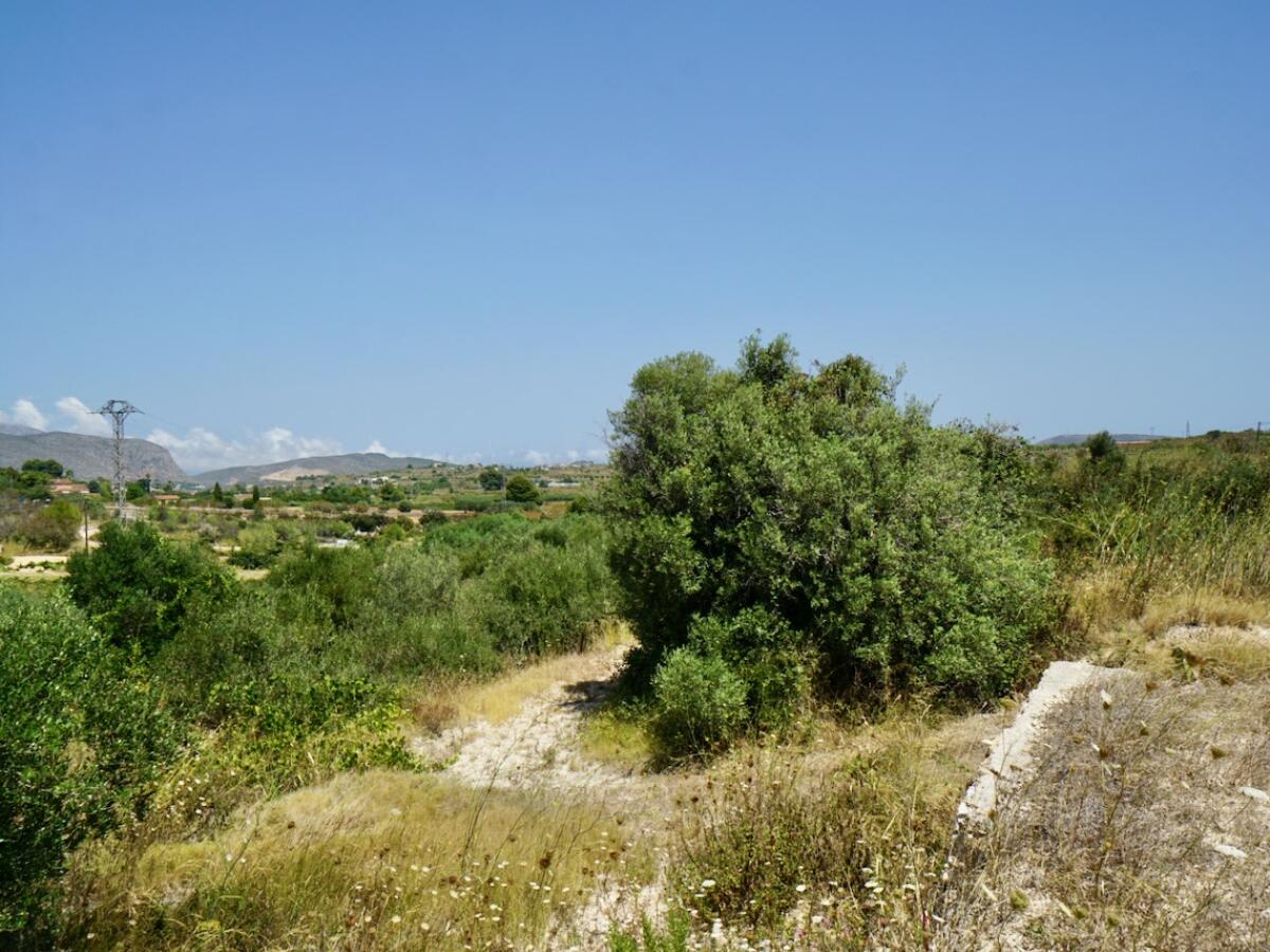 Plot for sale in Benissa