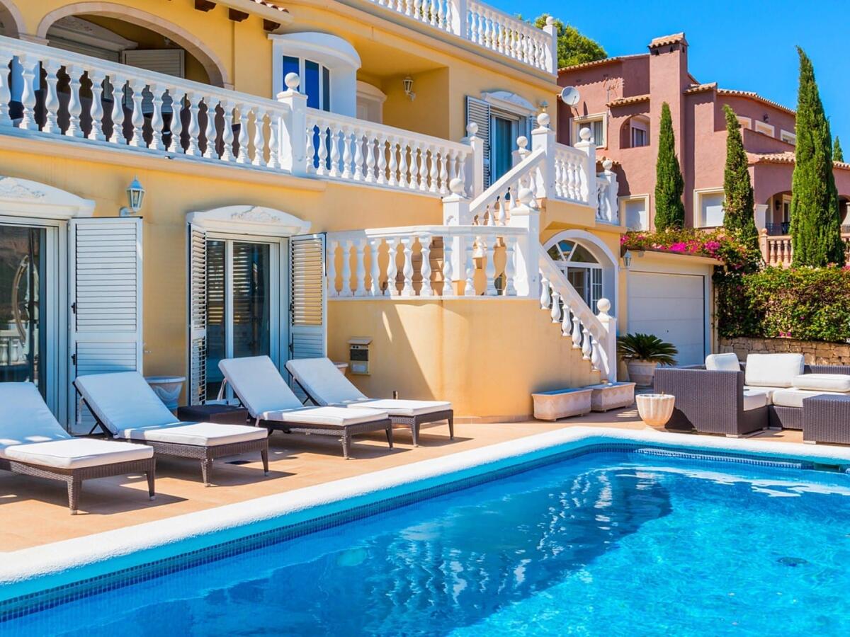 Villa 6 Bedrooms for sale in Denia