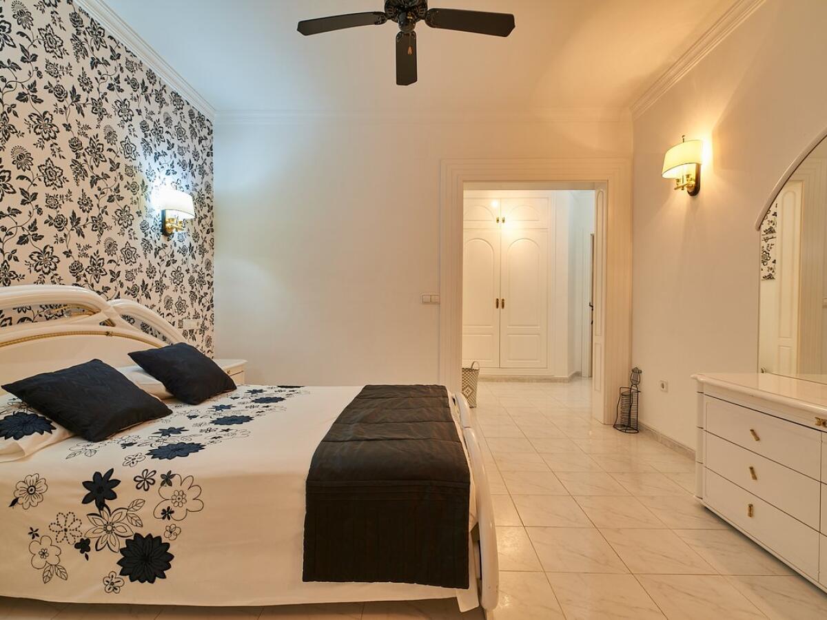 Villa 7 Bedrooms for sale in Javea