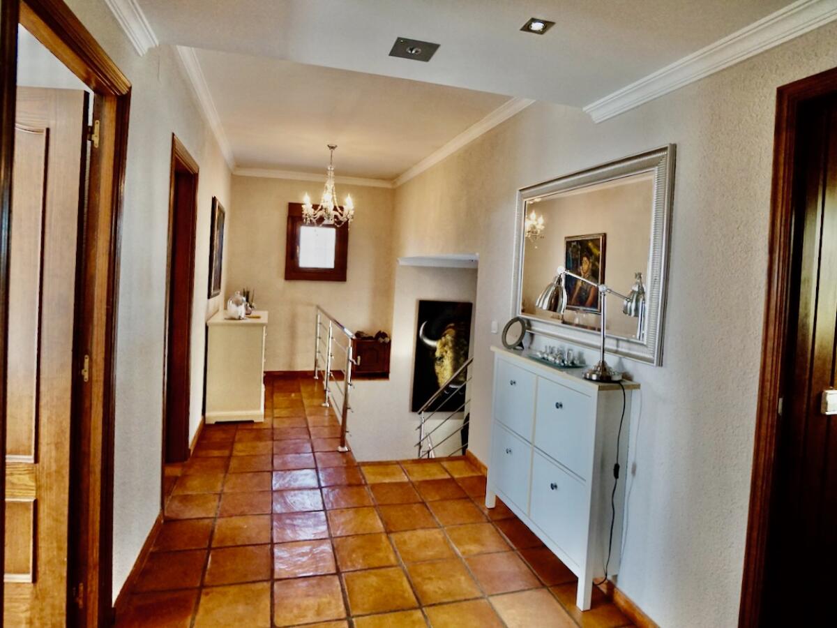 Finca 5 Bedrooms for sale in Benissa
