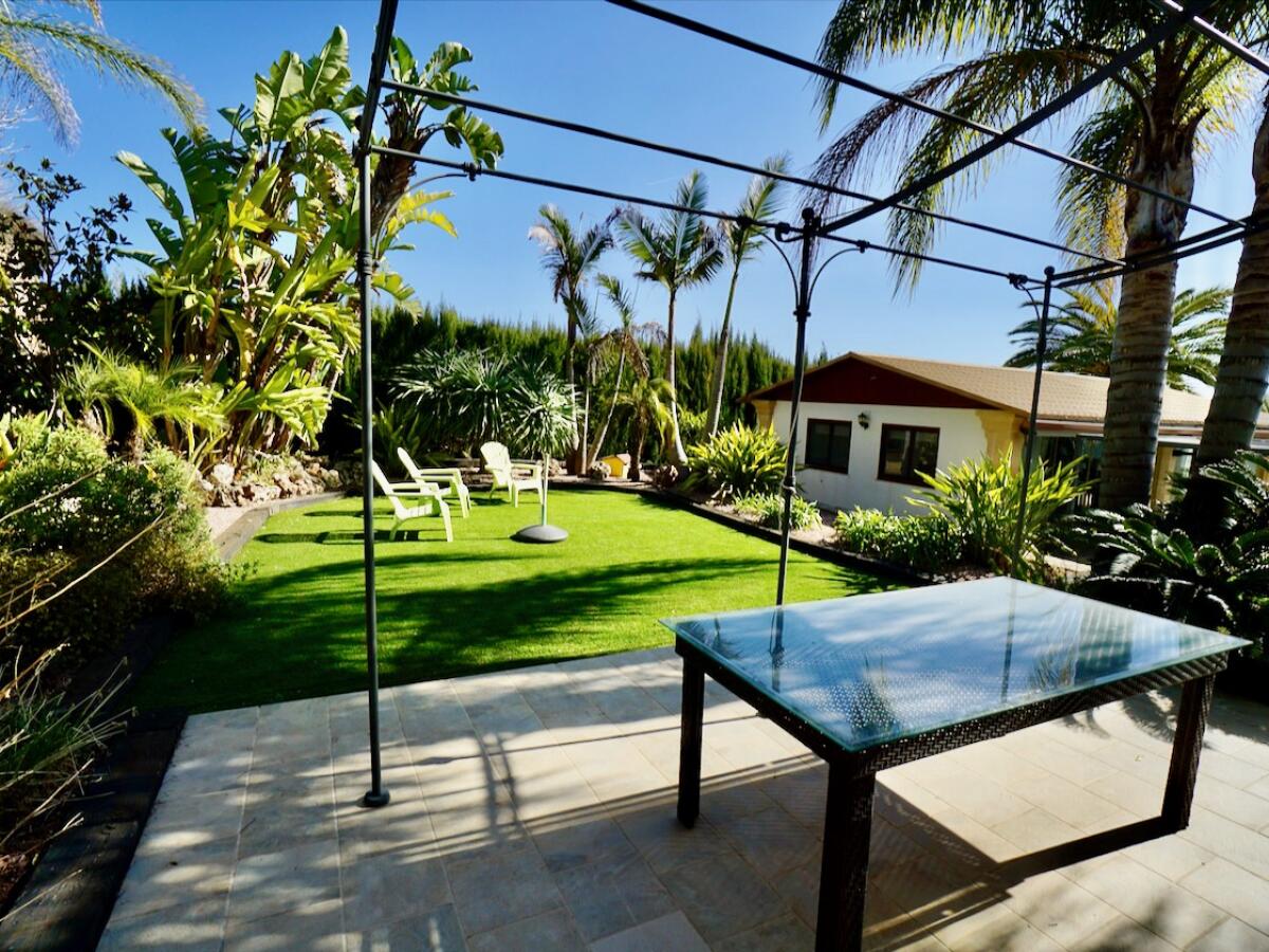 Finca 5 Bedrooms for sale in Benissa