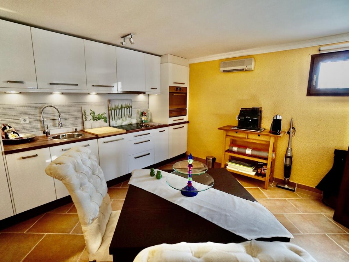 Finca 5 Bedrooms for sale in Benissa