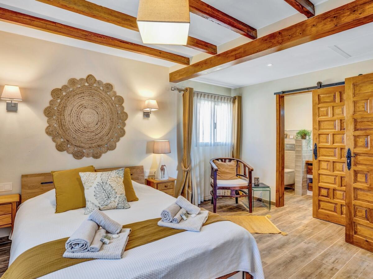 Finca 7 Bedrooms for sale in Benissa Partida Llenes