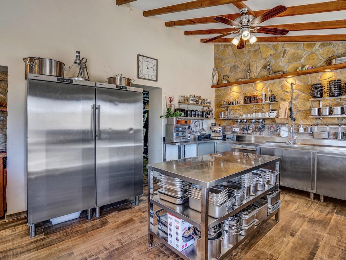 Finca 7 Bedrooms for sale in Benissa Partida Llenes
