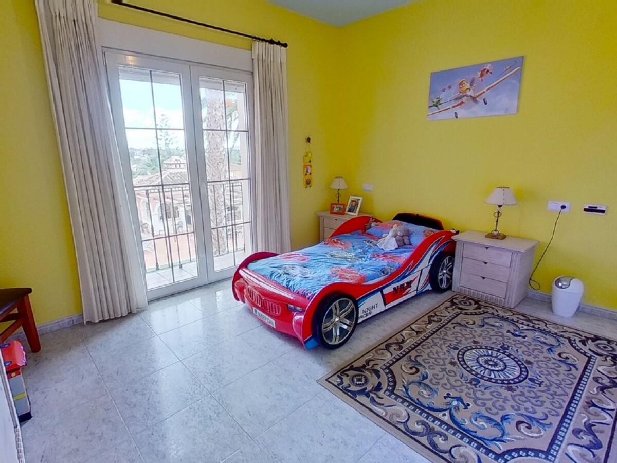 Villa 7 Bedrooms for sale in Javea