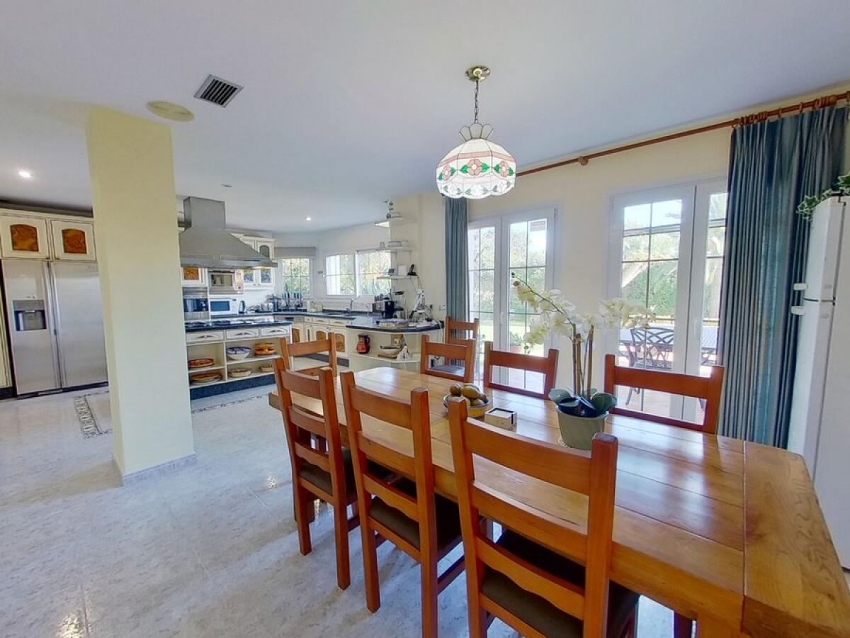Villa 7 Bedrooms for sale in Javea