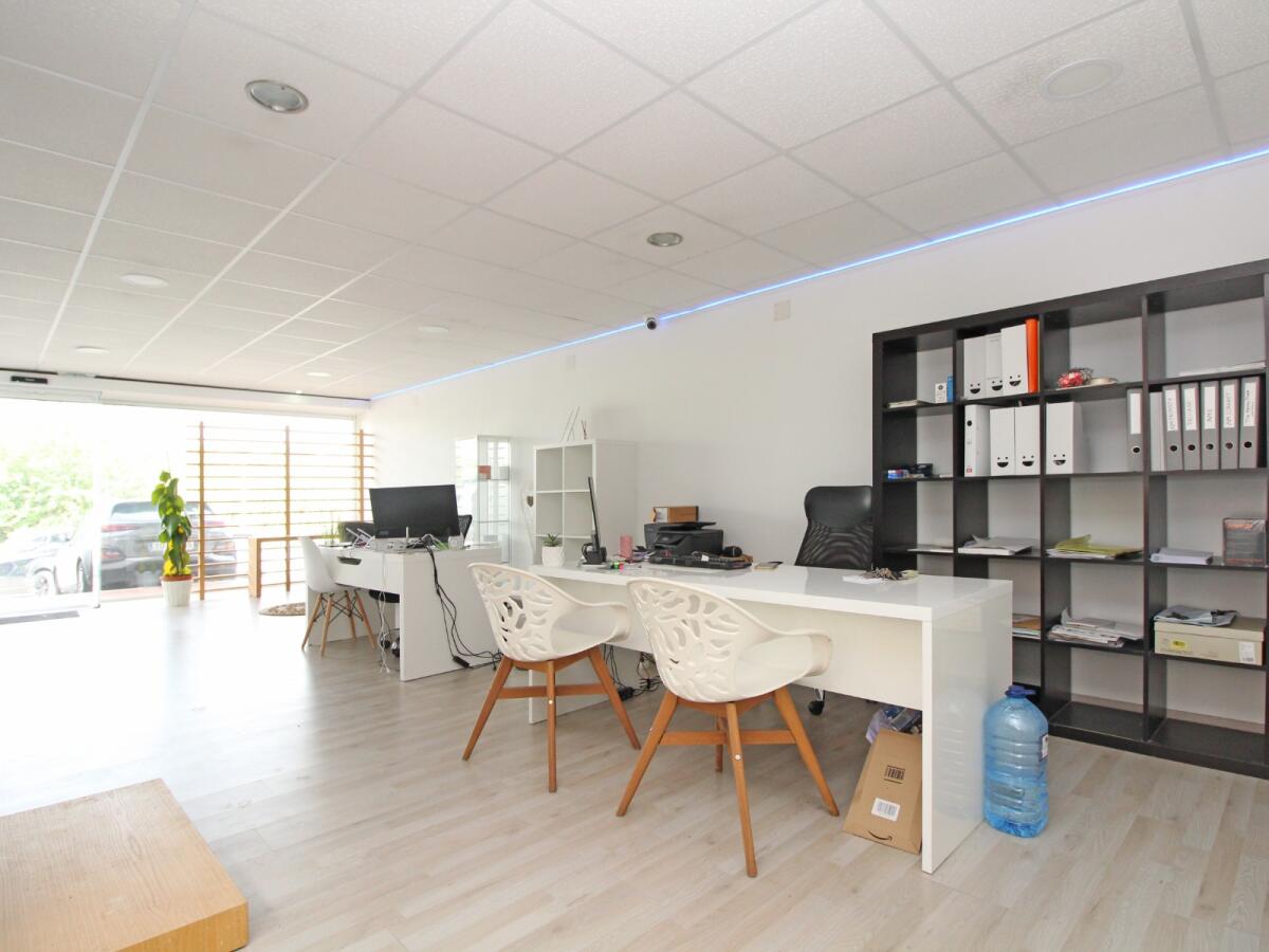 Commercial 1 Bedroom for sale in Moraira Paichi