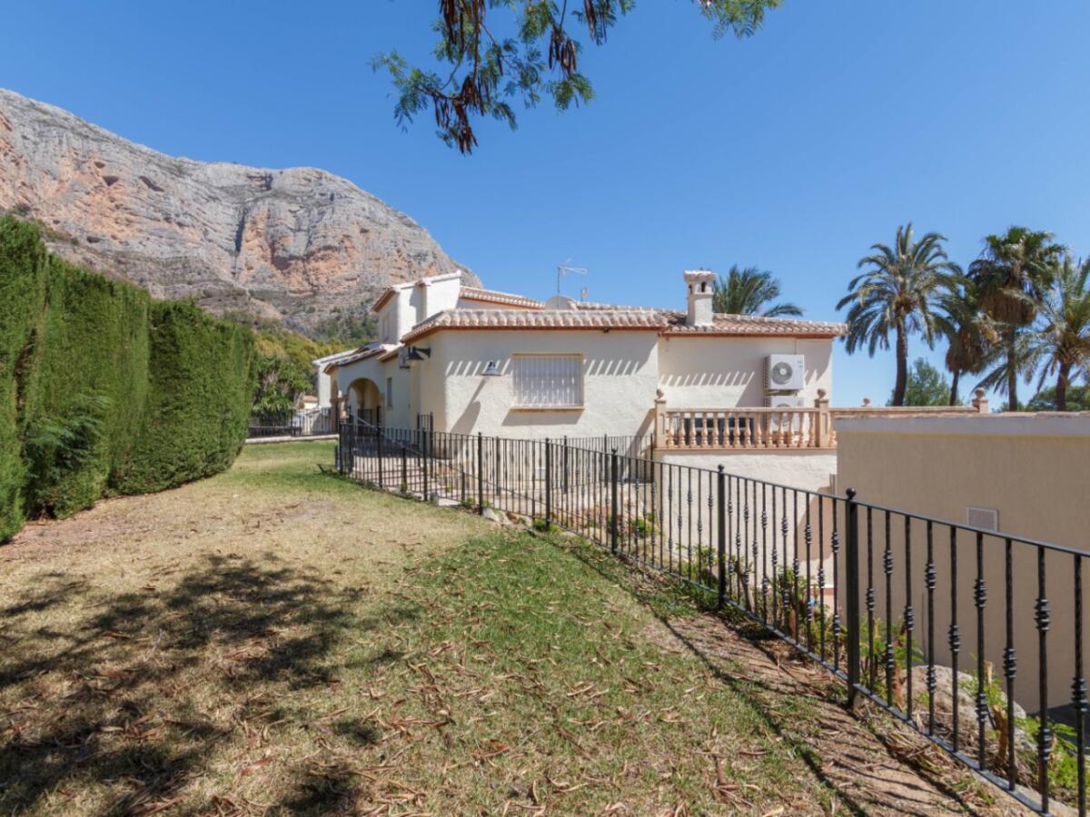 Villa 4 Bedrooms for sale in Javea Montgó